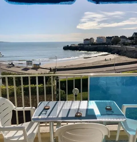 Logis De Melisandre Gasthof Vaux-sur-Mer